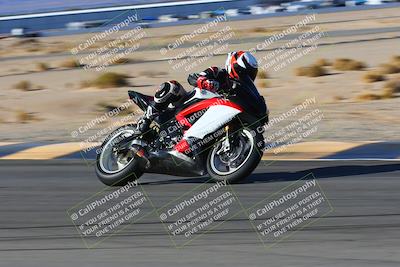 media/Jan-08-2022-SoCal Trackdays (Sat) [[1ec2777125]]/Turn 11 (215pm)/